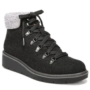 NEW Dr. Scholl's Women's waterproof Sentinel Boots