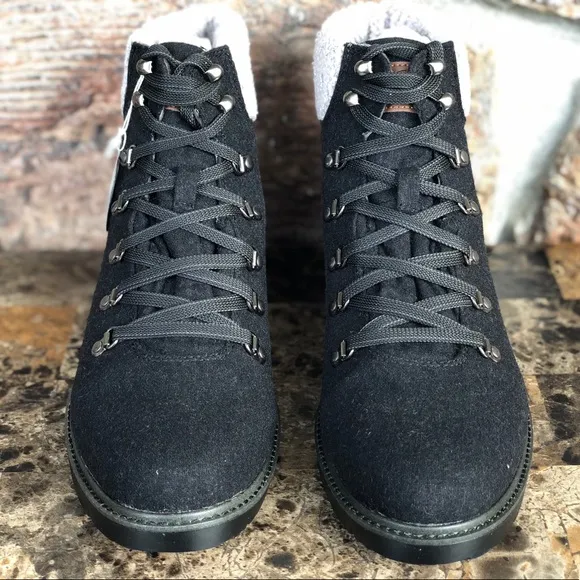 NEW Dr. Scholl's Women's waterproof Sentinel Boots