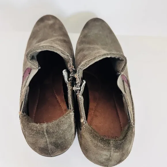 NEW Earth Origins Ankle Booties Wide Leather Suede Side Zip Olive Green 10 Wide