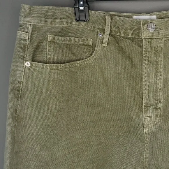New Frame Le Super High Cut Off Short in Stone Moss Size 34