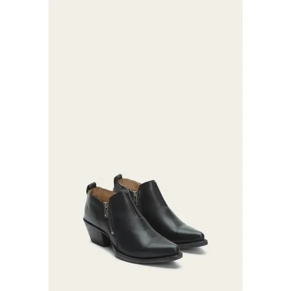 NEW FRYE sacha moto shortie in black