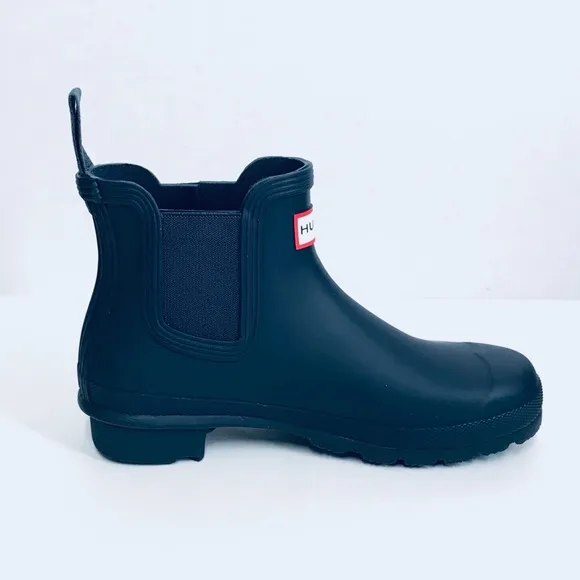NEW- Hunter Women’s Chelsea Short Rain Boots