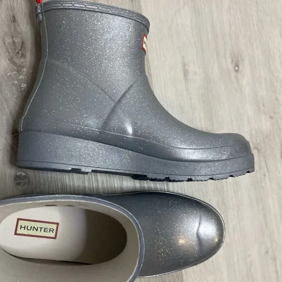 NEW- HUNTER- Women's Play Short Cosmic Rain Boots-silver sparkle- Size 9