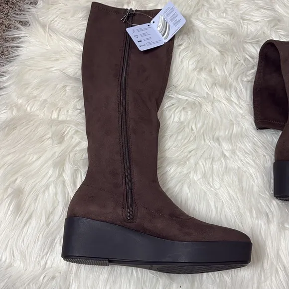 NEW In Box Aerosoles Cecina Java Faux Suede Brown Wedge Boots Size 6