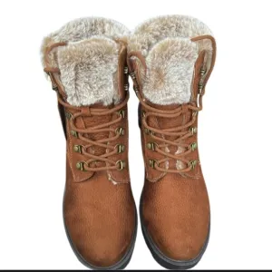 NEW IN BOX WHITE MOUNTAIN BROWN FAUX FAUR LINED BOOTS SIZE 9