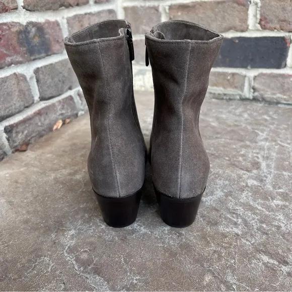 NEW La Canadienne Peter Waterproof Bootie,  Size 9