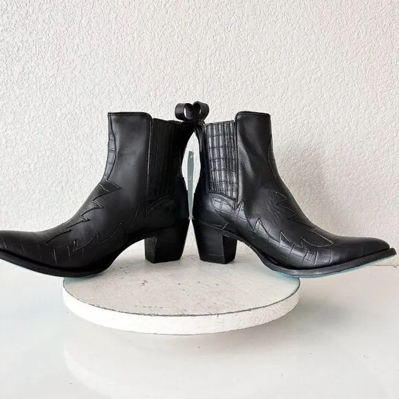 NEW Lane CHELSEA Womens Cowboy Boots 11 Western Black Leather Short Ankle Bootie
