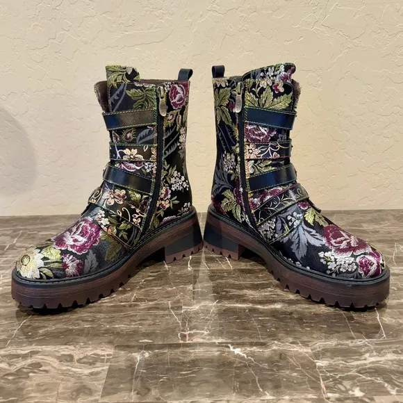 NEW L’artiste by Spring Step Haruko Tapestry Boots