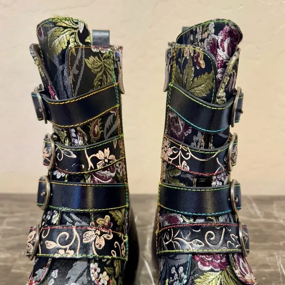 NEW L’artiste by Spring Step Haruko Tapestry Boots