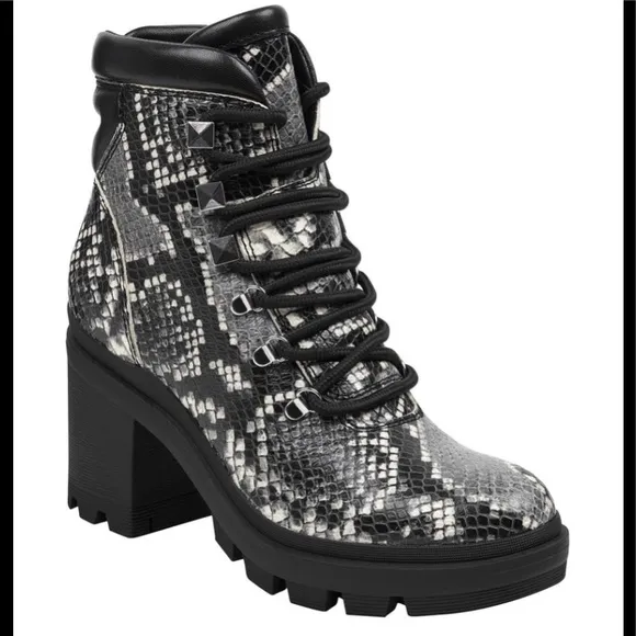 NEW MARC FISHER KINI PLATFORM BOOTS