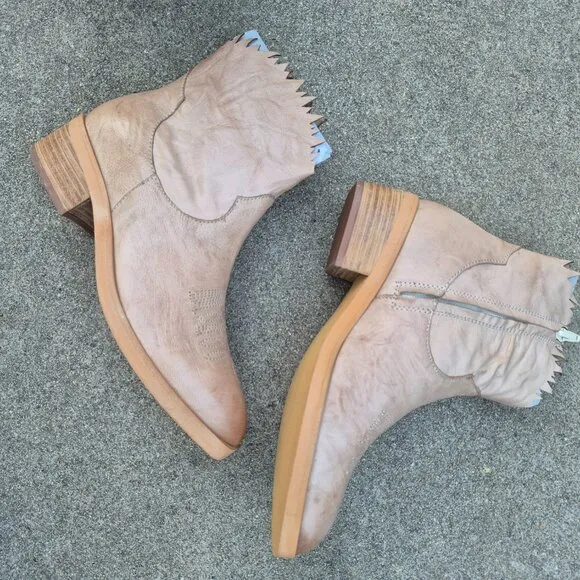 New NIB BED STU ROAN Leather Ankle Bootie Flame Edged Size 7.5 Southwestern Boho