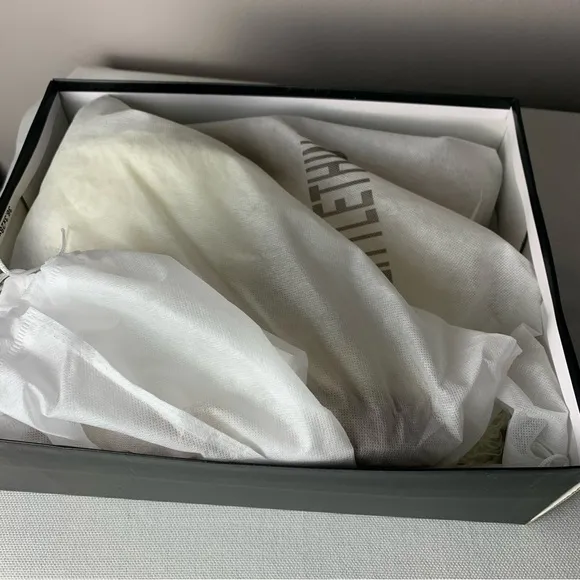 *NEW* PLT Women's Cream Fur-Lined Boots Size US 8 EU 39 UK 6