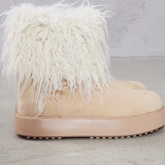 *NEW* PLT Women's Cream Fur-Lined Boots Size US 8 EU 39 UK 6