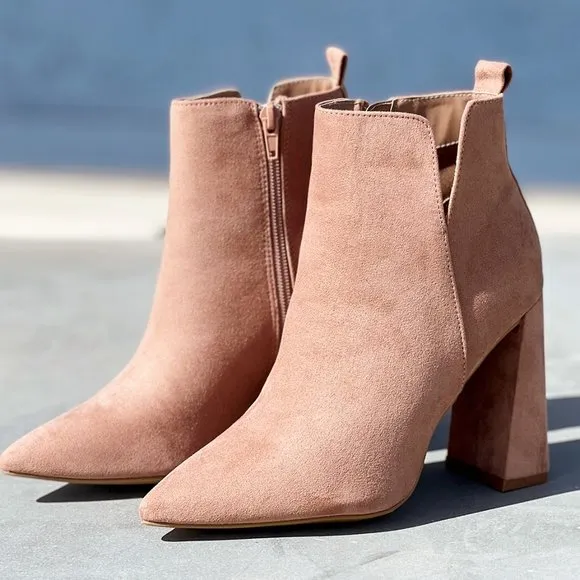 NEW Pointy Toe Geometric Triangle Block Heel Cutout Side Suede Ankle Bootie Boot