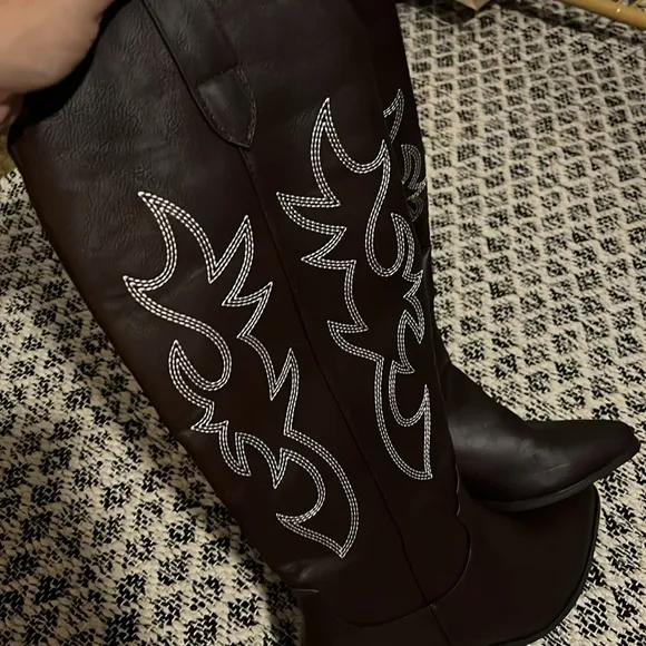 New Princess Polly Billini Urson Western Cowgirl Faux Leather Boots Size 8