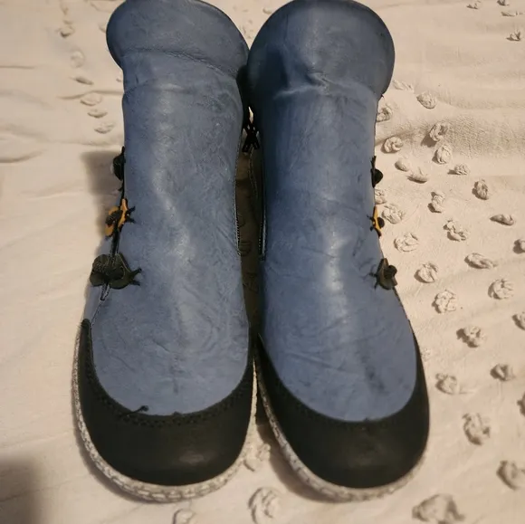 New Rieker Z7582 Liv Stylish Blue Ankle Boots with Unique Design Sz41