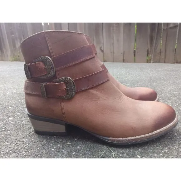 NEW‎ Rustic Leather Sterling River Short Cowboy Booties  9