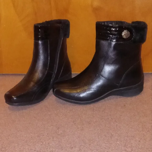 NEW size 8WW (4E) Black Winter Ankle Boots Ortho-Line by Hoopoe