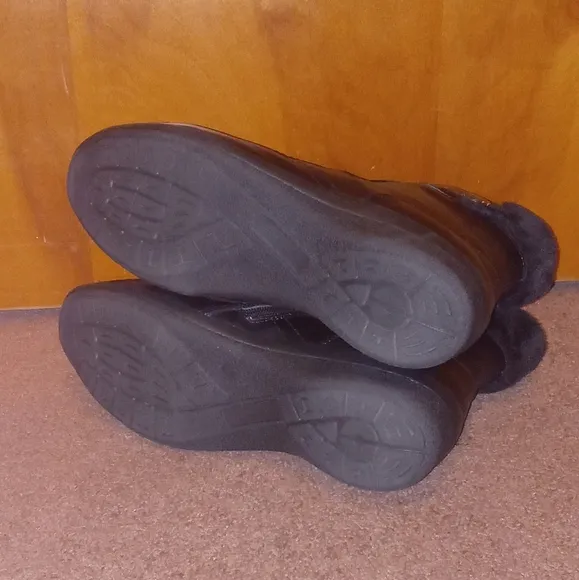 NEW size 8WW (4E) Black Winter Ankle Boots Ortho-Line by Hoopoe