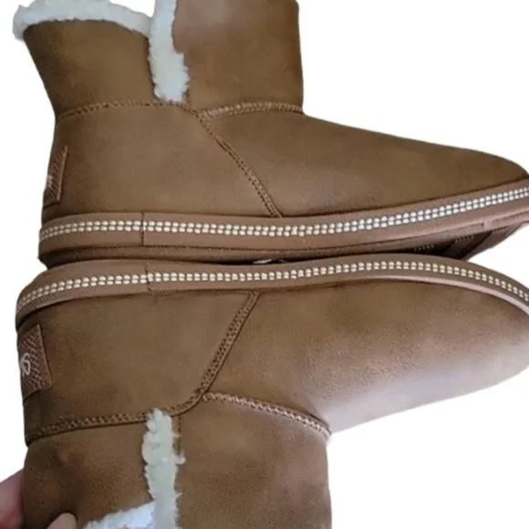 NEW! SKECHERS Cozy Campfire Song Birds Sherpa Lined Ankle Boots Booties 6.5.