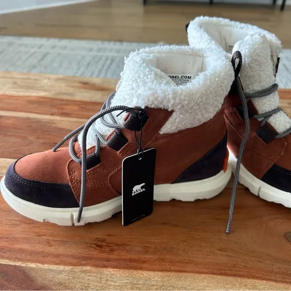 New Sorel Explorer II Carnival Cozy Boots