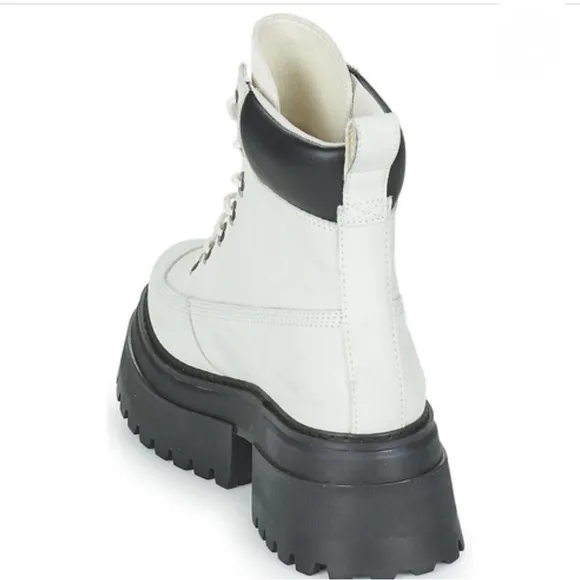 New! Timberland Timberland Sky 6In LaceUp Platform Boots Sz 9