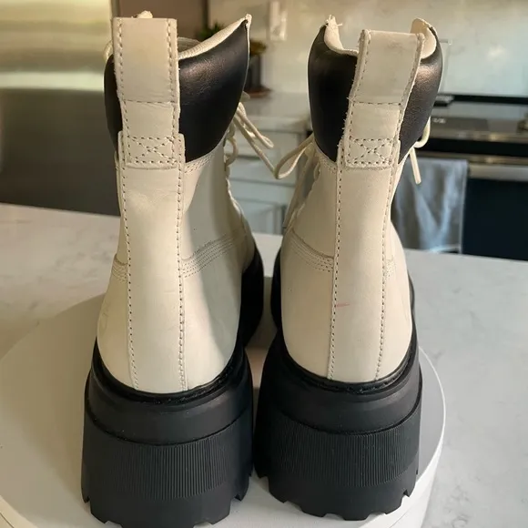 New! Timberland Timberland Sky 6In LaceUp Platform Boots Sz 9