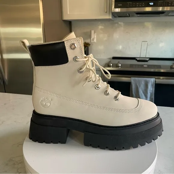 New! Timberland Timberland Sky 6In LaceUp Platform Boots Sz 9