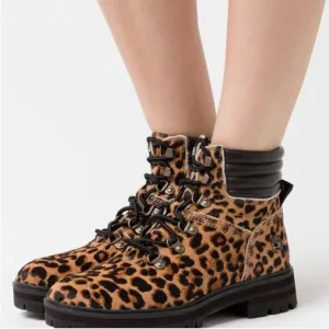 NEW Timberland London Square Chetah Print  Cowhide Leather Hike Boots 9