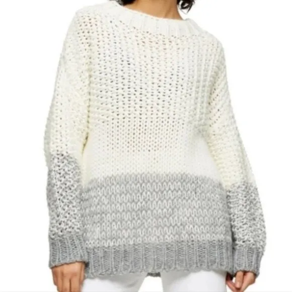 NEW Topshop Size Medium White Gray Wool Blend Chunky Knit Contrast Panel Sweater