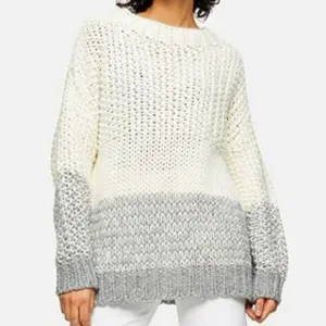 NEW Topshop Size Medium White Gray Wool Blend Chunky Knit Contrast Panel Sweater