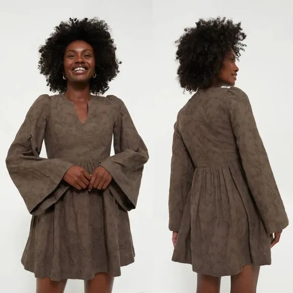 NEW Tuckernuck Hyacinth House Brown Becca Bell-Sleeved Mini Dress Size S