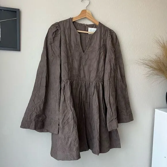 NEW Tuckernuck Hyacinth House Brown Becca Bell-Sleeved Mini Dress Size S