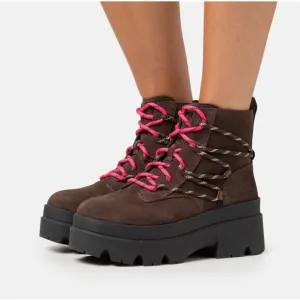 NEW UGG Brisbane Lace-up Suede Boots Women's 10 Platform Chocolate Brown Hiking