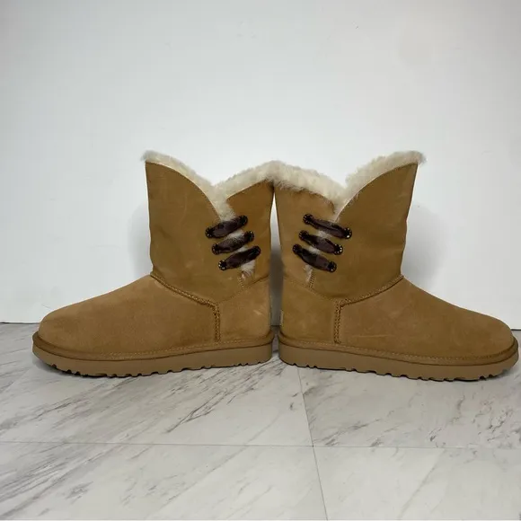 New! UGG Constantine Chestnut Short Winter Boot 8