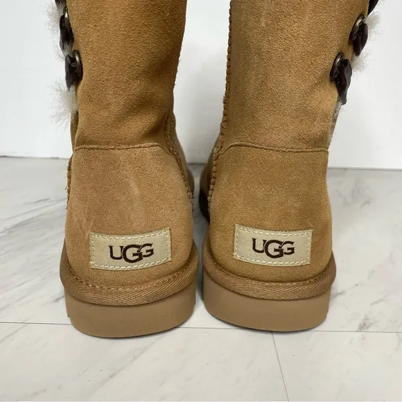 New! UGG Constantine Chestnut Short Winter Boot 8