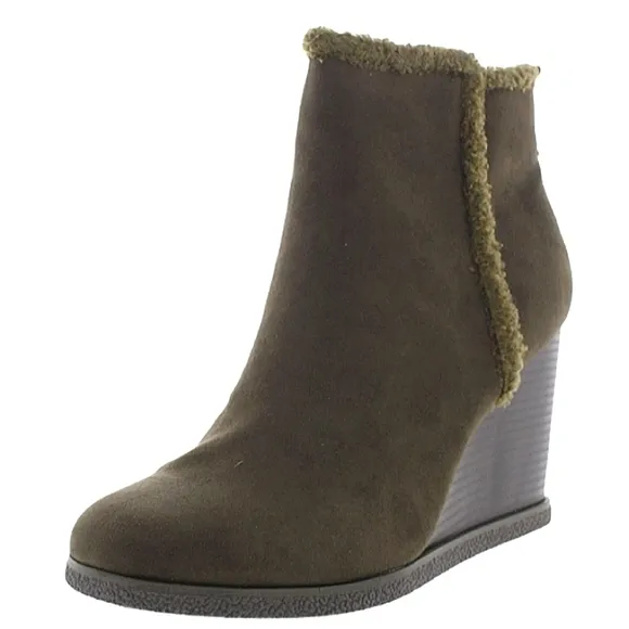 New w/Box Sun   Stone Camillia Faux Suede/Fur Ankle Wedge Booties Size 11