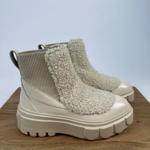 New Womens Sorel CARIBOU X Cozy Platform Chelsea Cream Ankle Boots Size 6.5 M