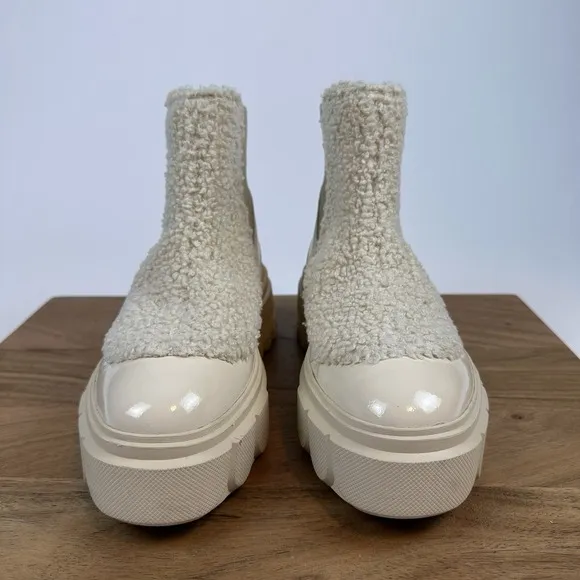 New Womens Sorel CARIBOU X Cozy Platform Chelsea Cream Ankle Boots Size 6.5 M