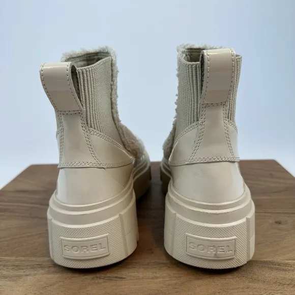 New Womens Sorel CARIBOU X Cozy Platform Chelsea Cream Ankle Boots Size 6.5 M