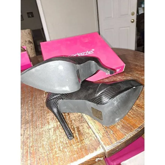 New 9 Shoe Dazzle Black Colie High Heel Stiletto Platform Bootie Ankle Boots