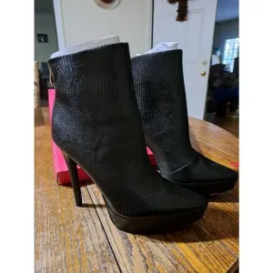 New 9 Shoe Dazzle Black Colie High Heel Stiletto Platform Bootie Ankle Boots