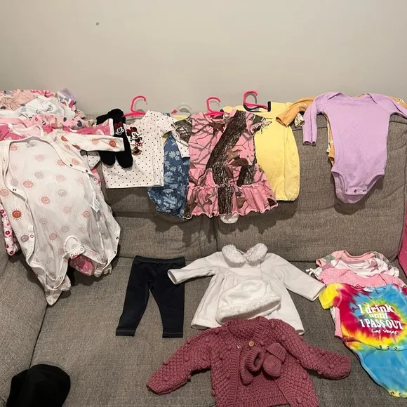 Newborn-12 months girls clothes purge will separate sizes
