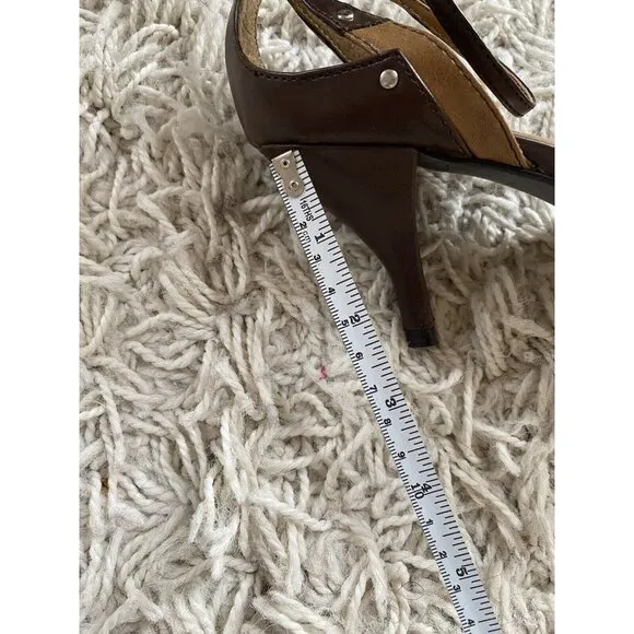 Newport News Heels Beige Tan Studded Pointy Shoes 8.5 Ankle Strap Western Brown