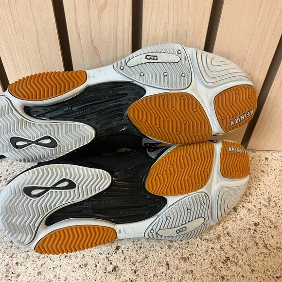 Nfinity Boom Volleyball boots size 8