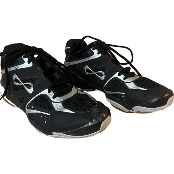 Nfinity Boom Volleyball boots size 8