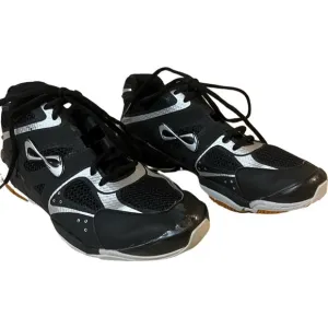 Nfinity Boom Volleyball boots size 8
