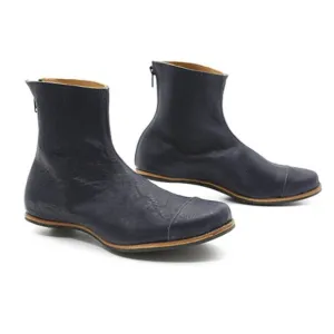 NIB CYDWOQ CLIFF DWELLER Handmade Ankle Boots Egg in Navy Size 40 / US 10