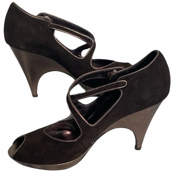 NIB Donald J. Pliner Heels. Size 8.5N
