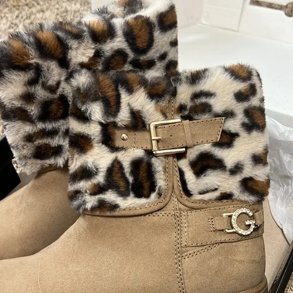 NIB GBG Los Angeles | Aleya Faux Fur Leopard Boots | Size 7